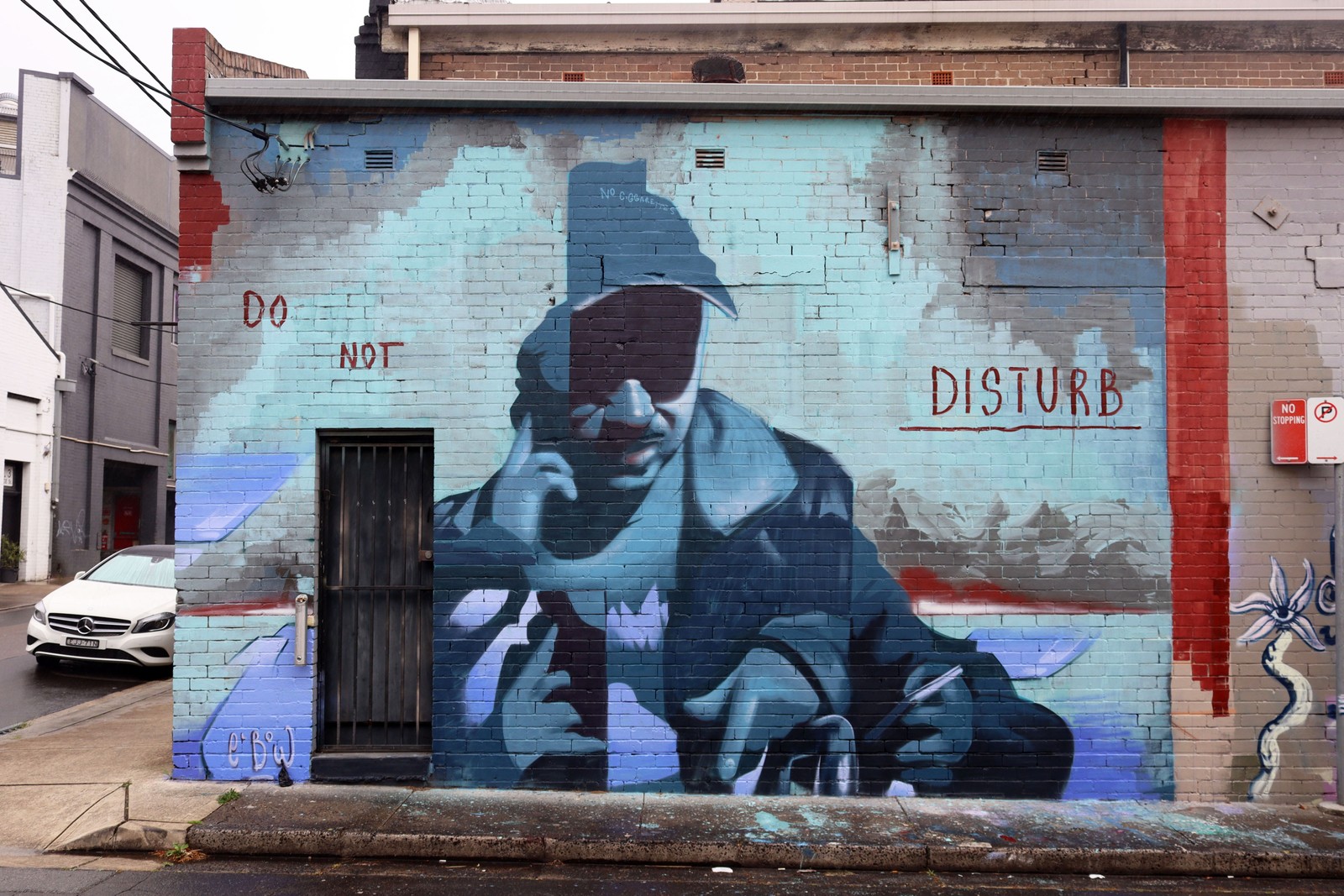 Getting On by Elbows | Street Art NSW